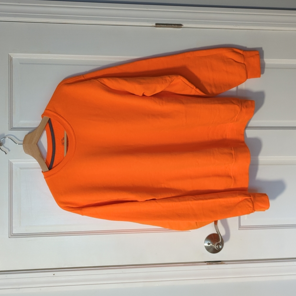 Basic Pullover Sweatshirt - image 1